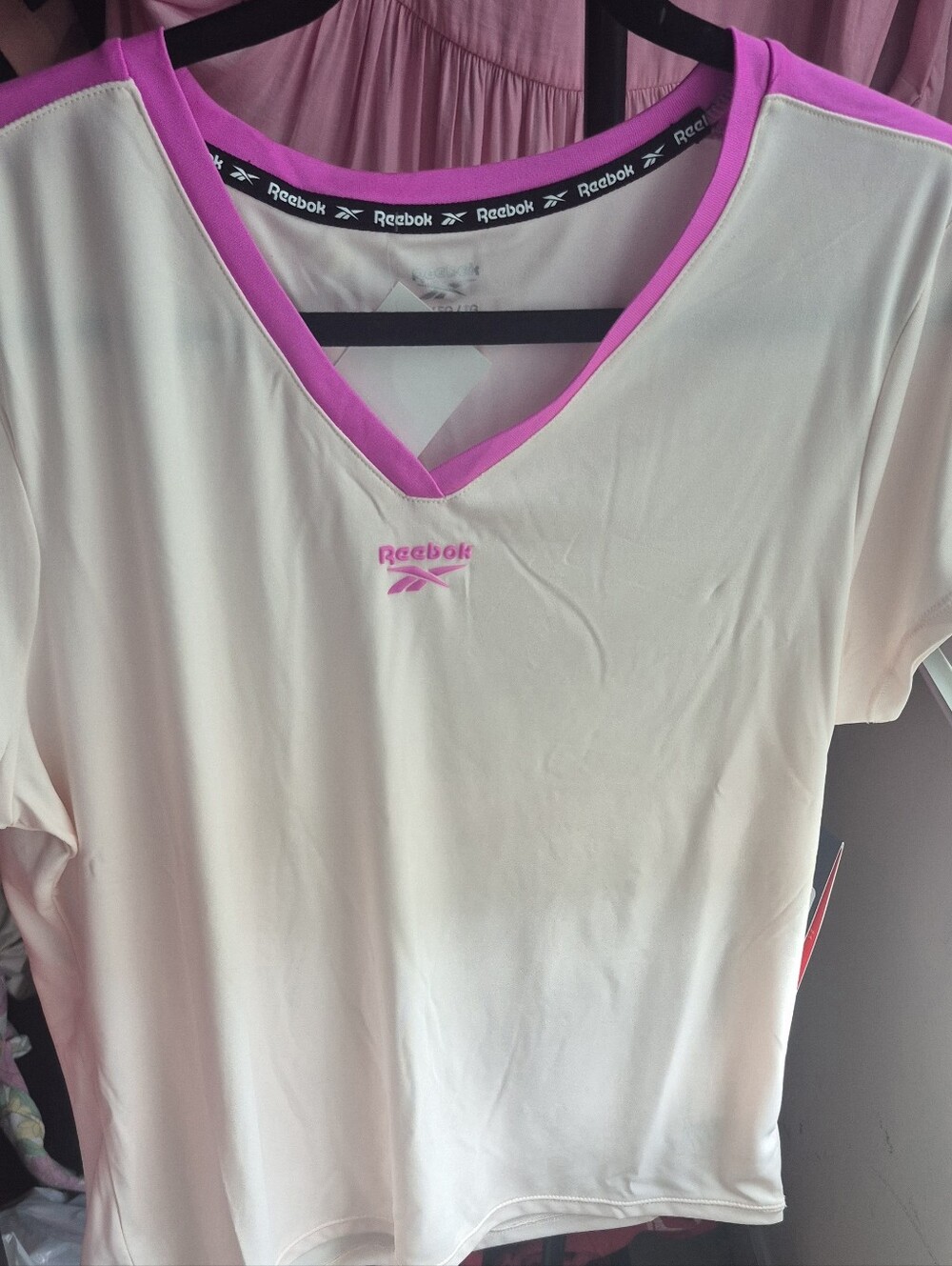 Brand New Reebok Top - Picture 6 of 6